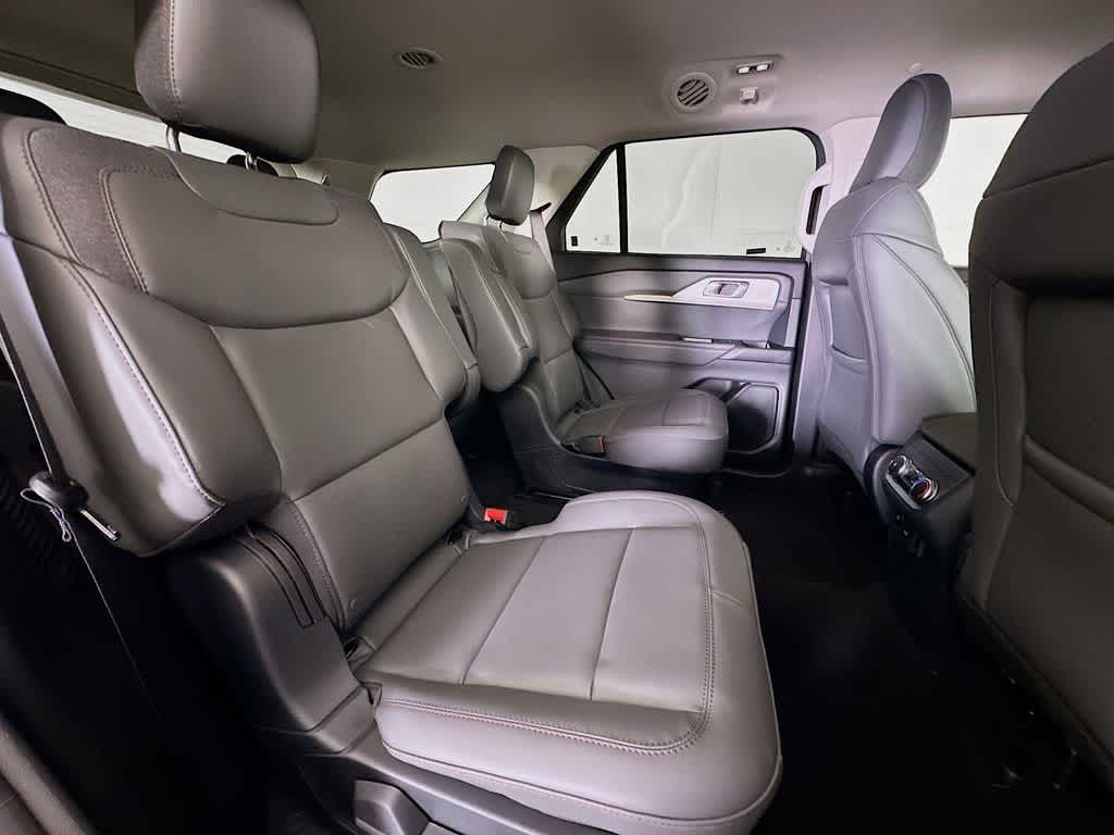 Thumbnail: 2026 Ford Explorer - 33