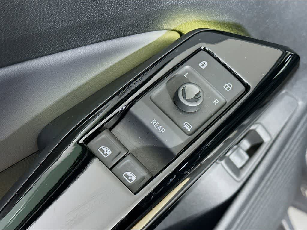 Thumbnail: 2023 Volkswagen ID.4 - 30