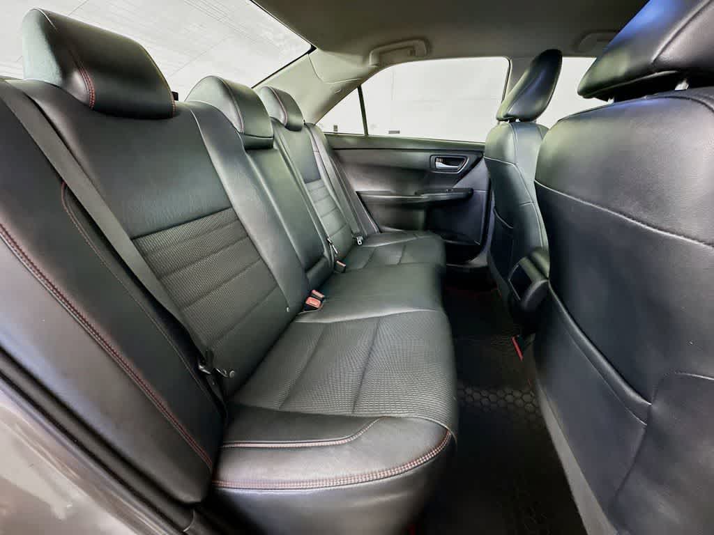 Thumbnail: 2017 Toyota Camry - 29