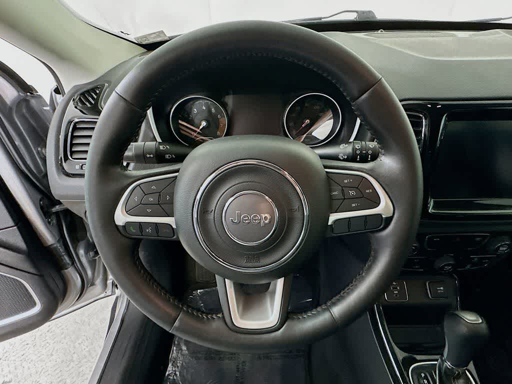 Thumbnail: 2020 Jeep Compass - 16