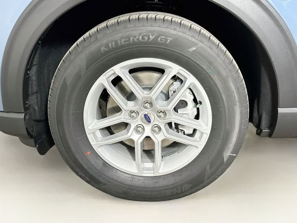 Thumbnail: 2026 Ford Explorer - 7