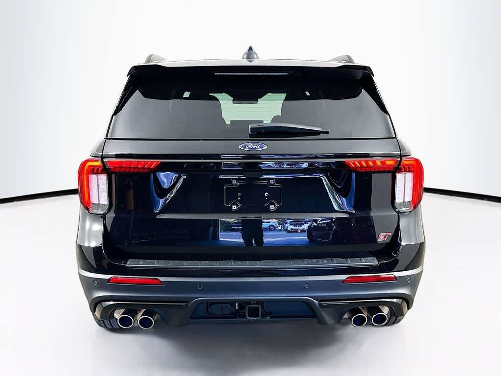 Thumbnail: 2026 Ford Explorer - 5