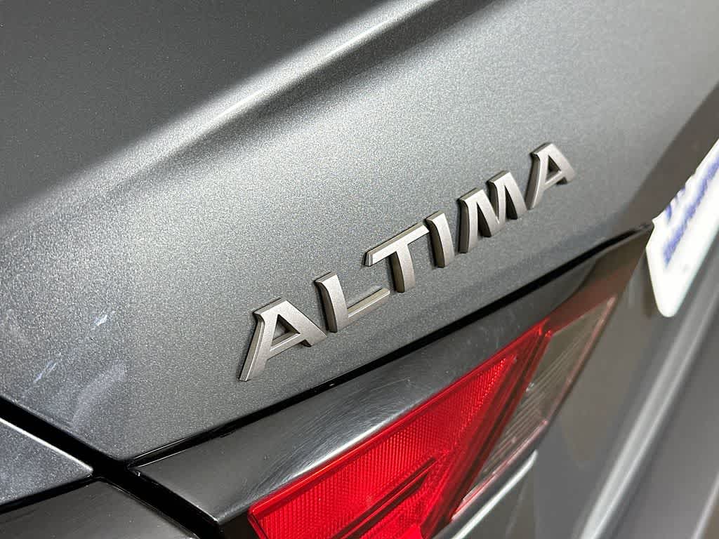 Thumbnail: 2024 Nissan Altima - 7
