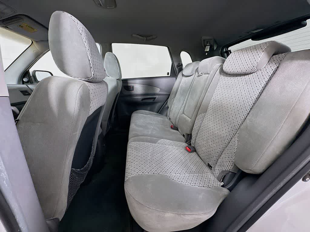 Thumbnail: 2005 Hyundai Tucson - 13