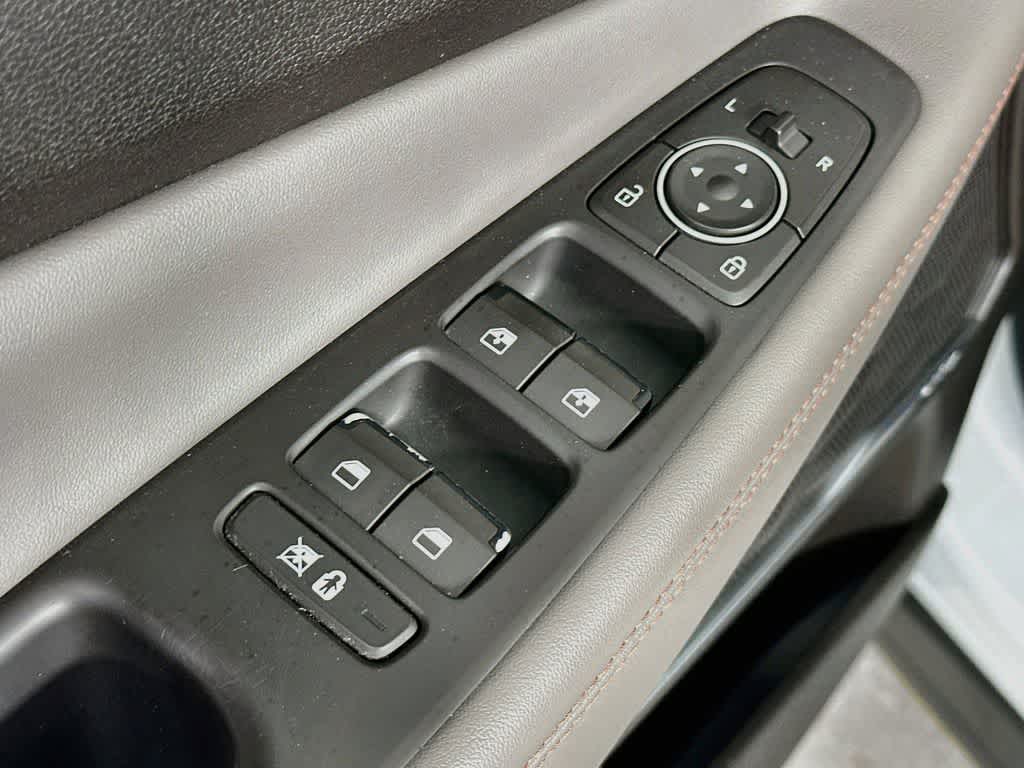 Thumbnail: 2019 Hyundai Santa Fe - 30