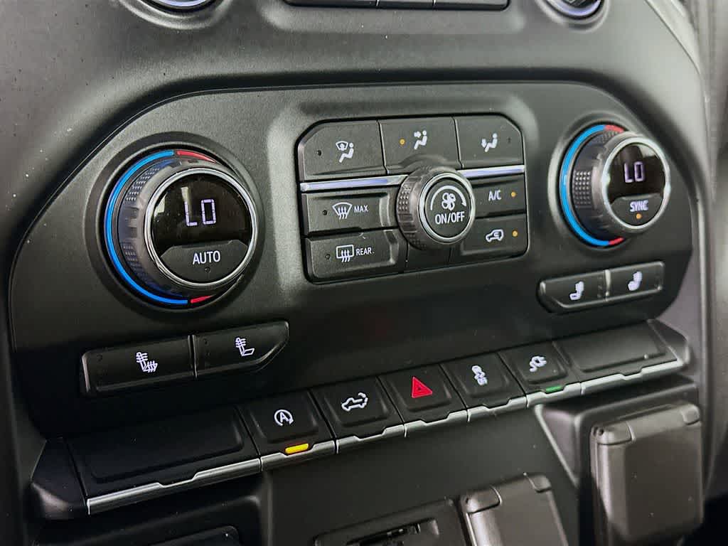 Thumbnail: 2020 Chevrolet Silverado 1500 - 17