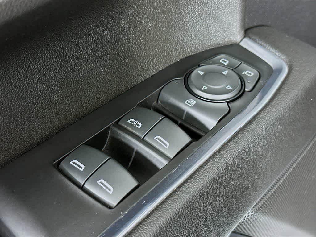 Thumbnail: 2023 Chevrolet Silverado 1500 - 28