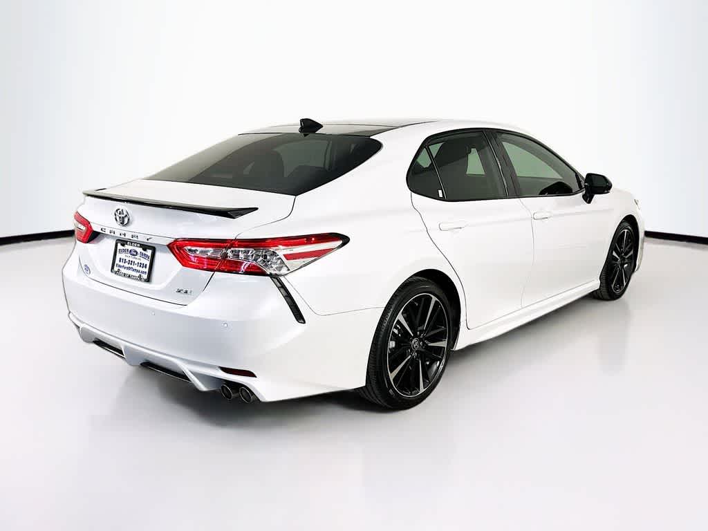 Thumbnail: 2020 Toyota Camry - 25