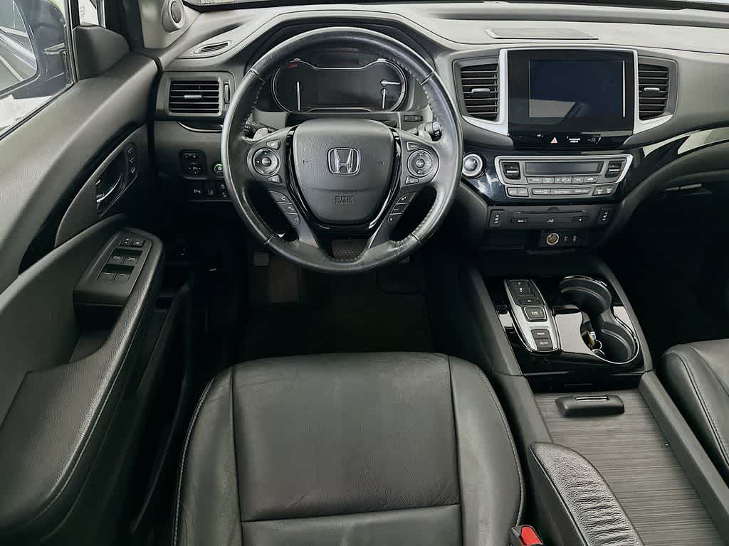 Thumbnail: 2016 Honda Pilot - 10