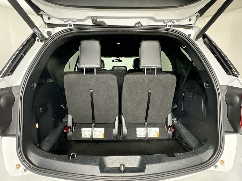 Thumbnail: 2017 Ford Explorer - 21
