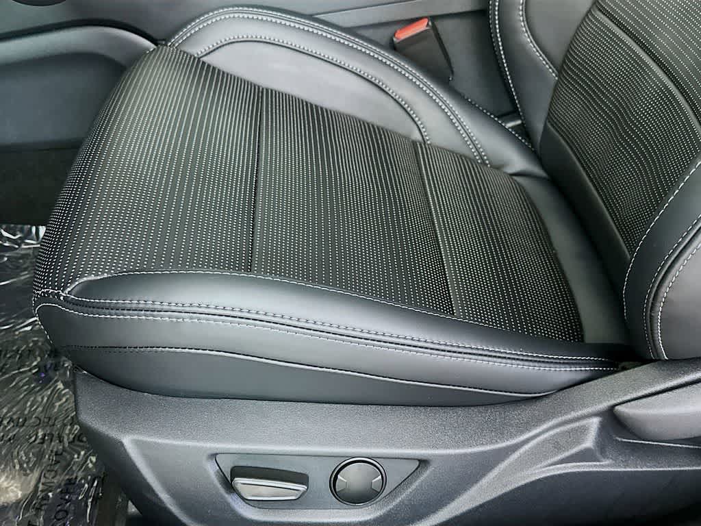 Thumbnail: 2025 Ford Mustang - 29