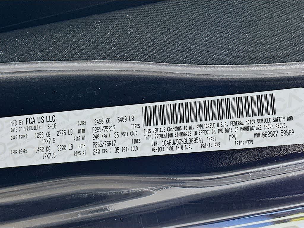 Thumbnail: 2016 Jeep Wrangler - 22