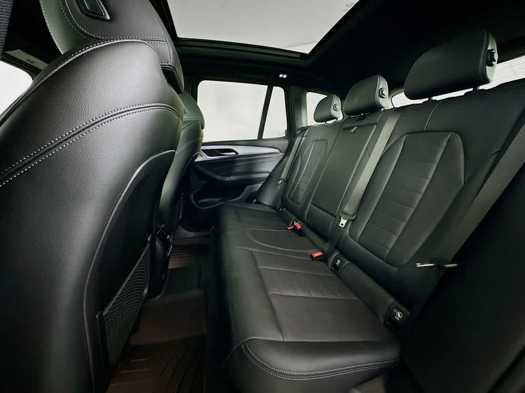 Thumbnail: 2022 BMW X3 - 14