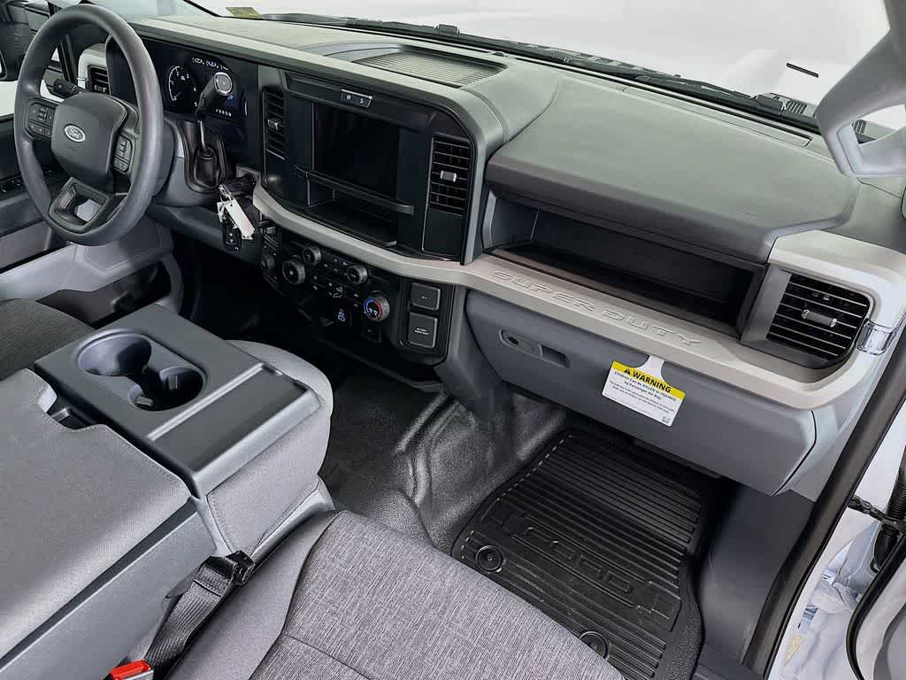 Thumbnail: 2026 Ford F-250 - 31