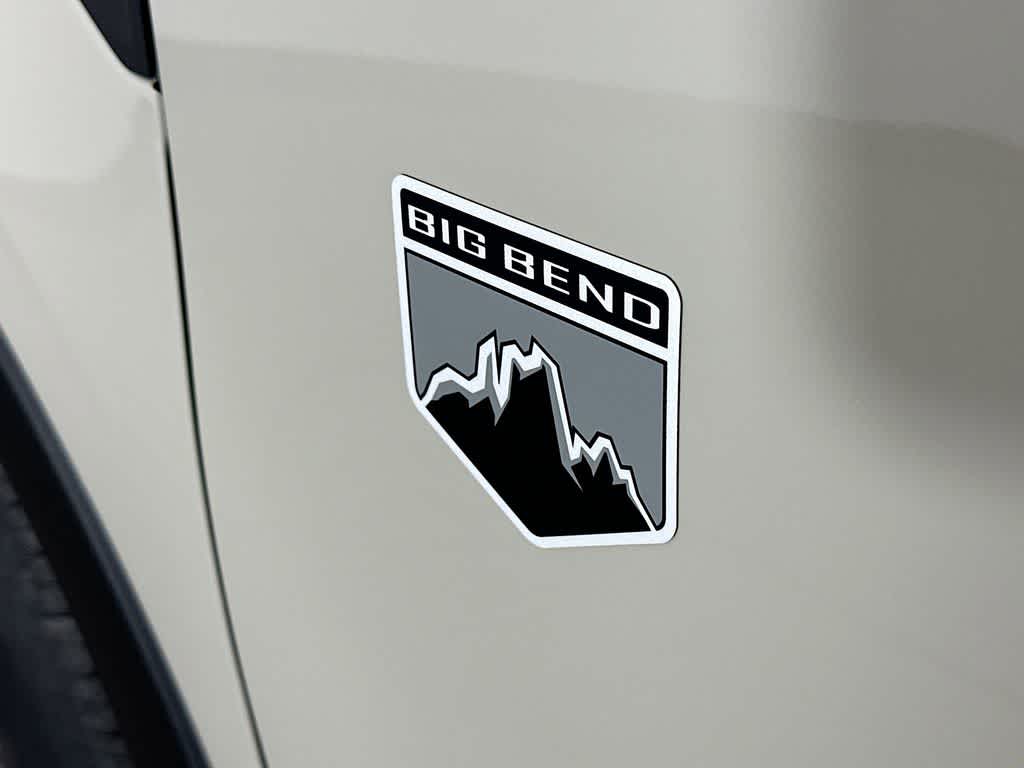 Thumbnail: 2025 Ford Bronco Sport - 7