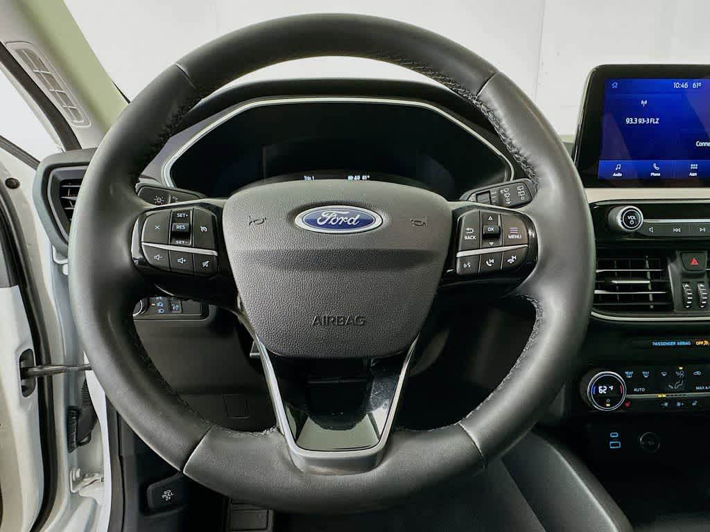 Thumbnail: 2021 Ford Escape - 16