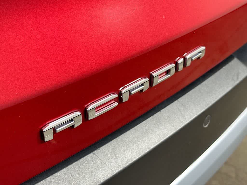 2023 GMC Acadia SLE 7