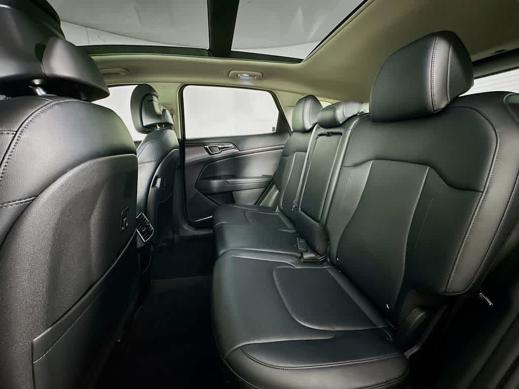 Thumbnail: 2023 Kia Sportage - 14