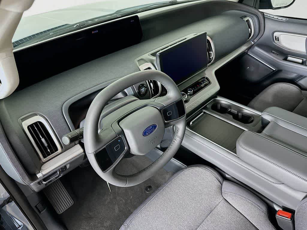 Thumbnail: 2026 Ford Expedition - 2