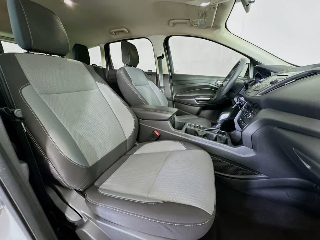 Thumbnail: 2018 Ford Escape - 15