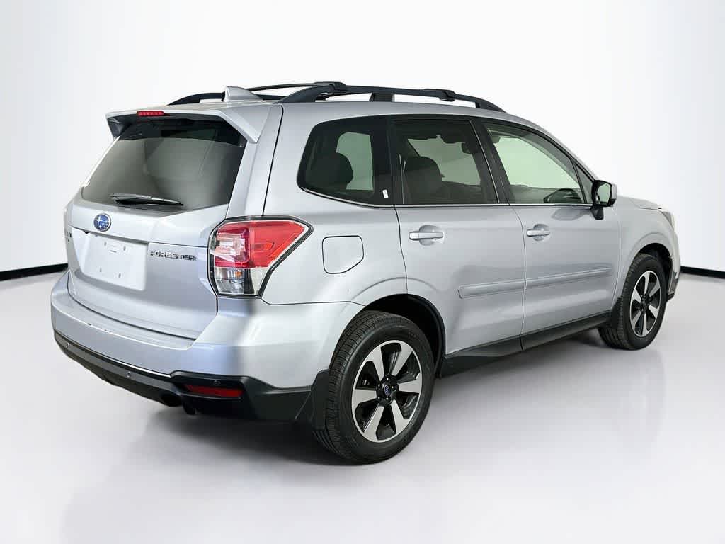 Thumbnail: 2018 Subaru Forester - 24