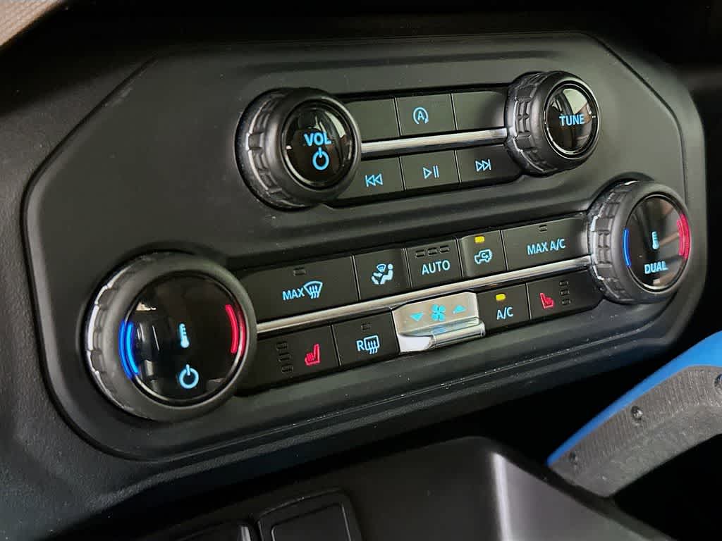 Thumbnail: 2022 Ford Bronco - 17