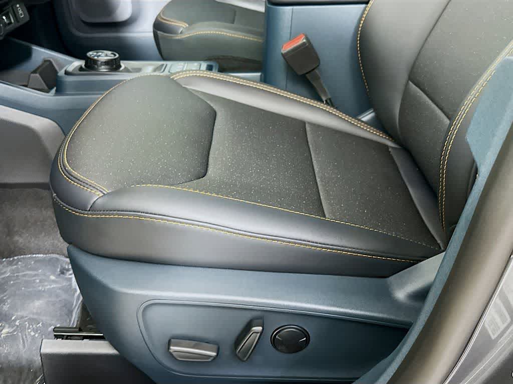 Thumbnail: 2025 Ford Maverick - 31