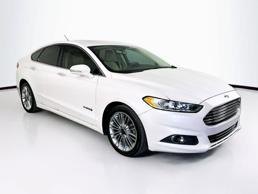 Thumbnail: 2014 Ford Fusion - 24