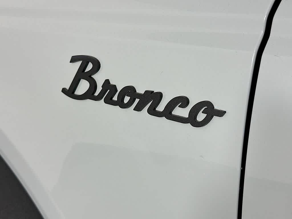Thumbnail: 2021 Ford Bronco - 7