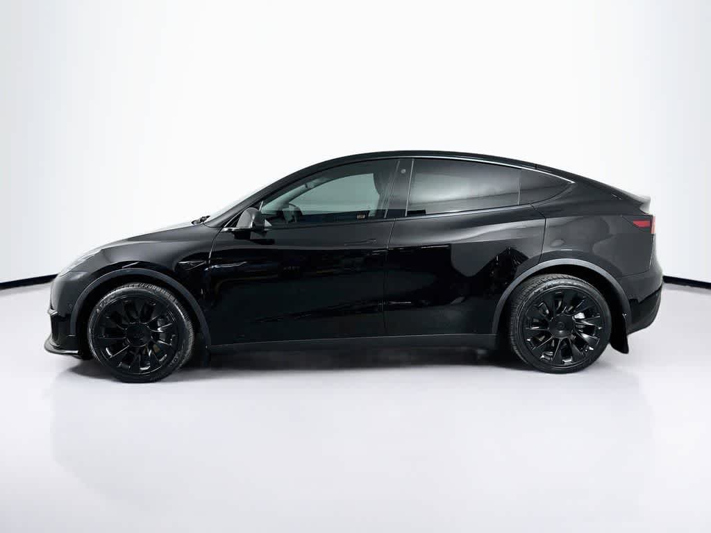 Thumbnail: 2022 Tesla Model Y - 3