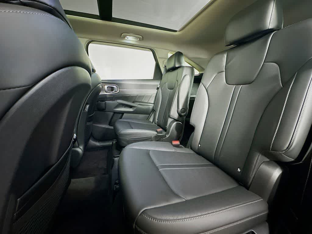 Thumbnail: 2024 Kia Sorento - 14