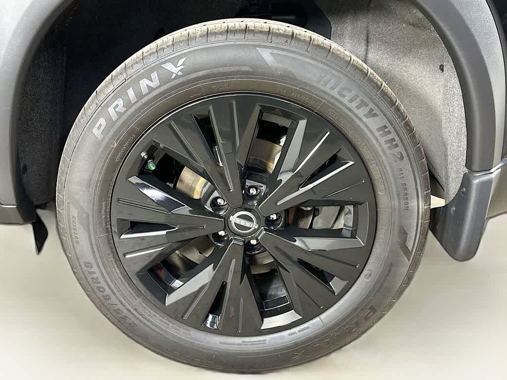 Thumbnail: 2023 Nissan Rogue - 8