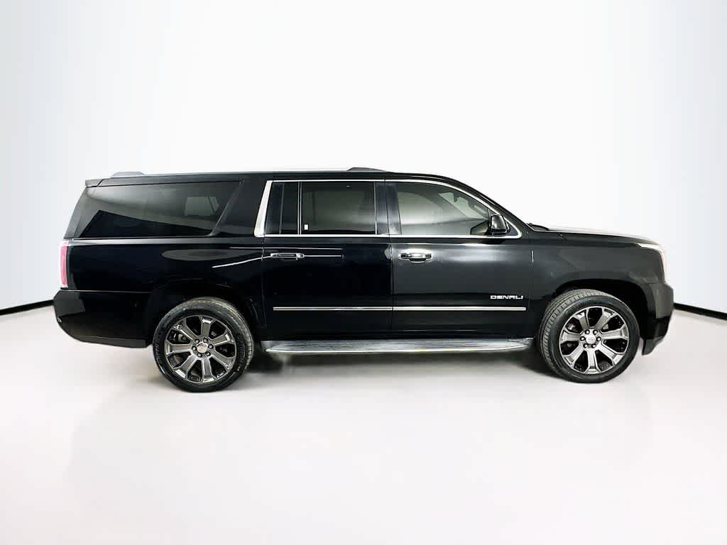 Thumbnail: 2016 GMC Yukon XL - 26