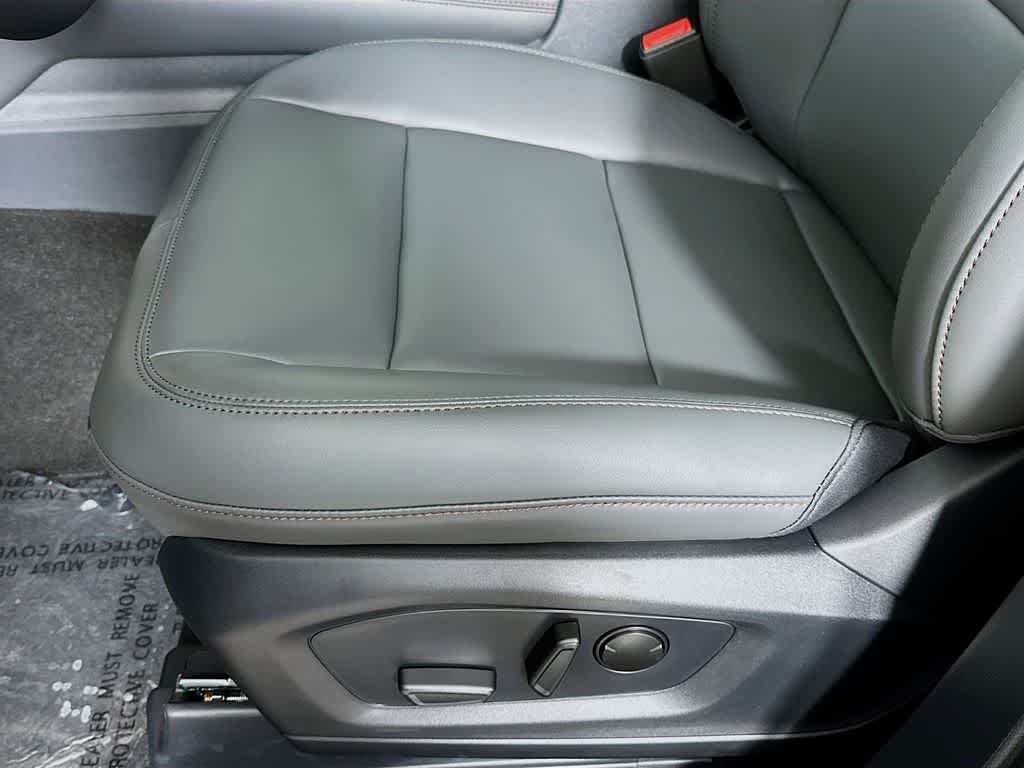 Thumbnail: 2025 Ford Explorer - 30