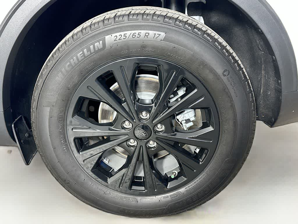 Thumbnail: 2024 Ford Escape - 8