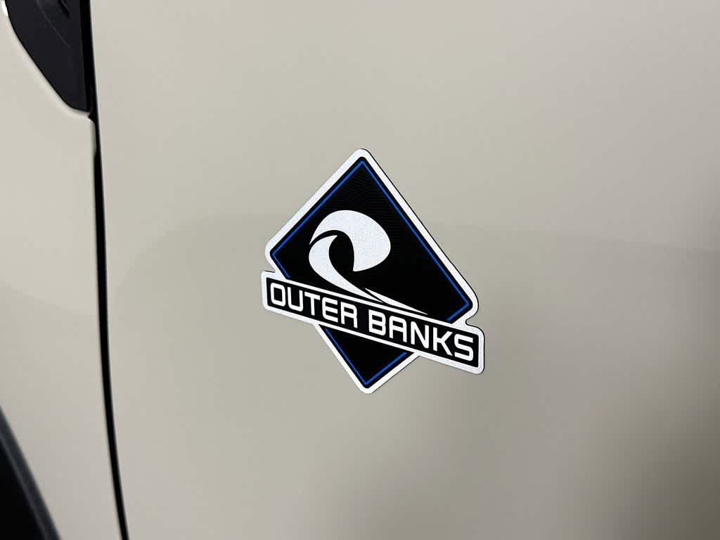 Thumbnail: 2025 Ford Bronco Sport - 7