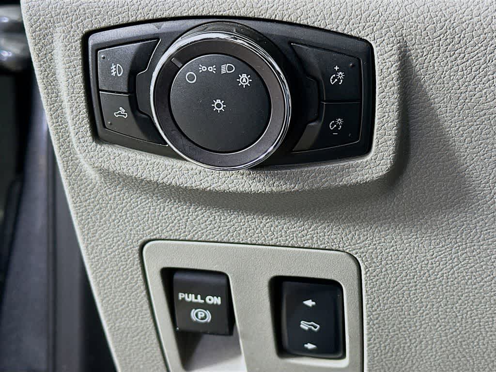 Thumbnail: 2018 Ford F-150 - 27