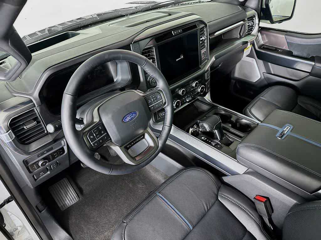 2025 Ford F-150 Platinum 2
