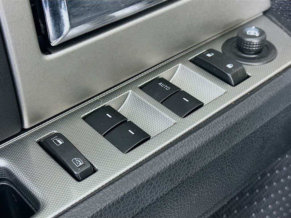 Thumbnail: 2017 Ford Expedition - 29