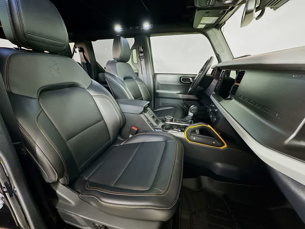 Thumbnail: 2022 Ford Bronco - 14