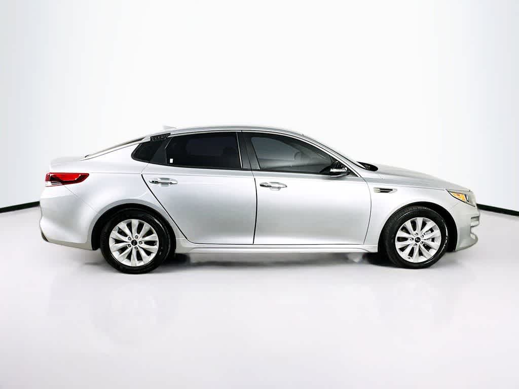 Thumbnail: 2018 Kia Optima - 24