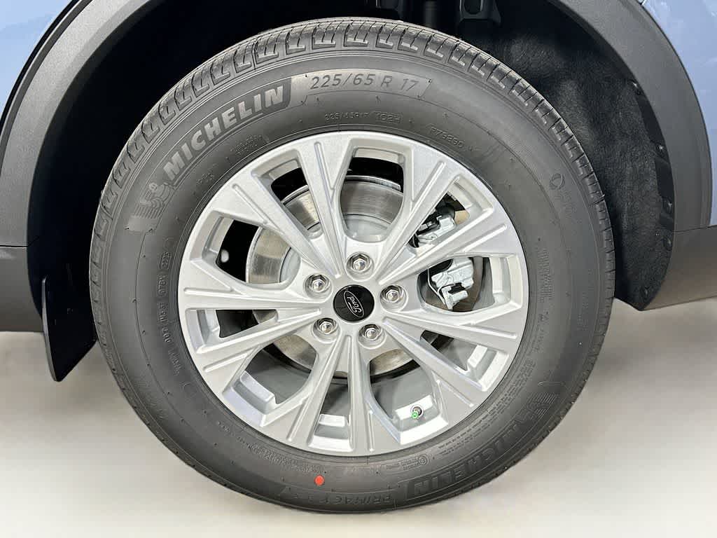 Thumbnail: 2026 Ford Escape - 8