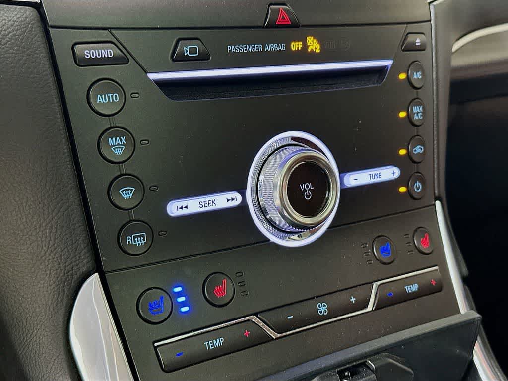 Thumbnail: 2019 Ford Edge - 18