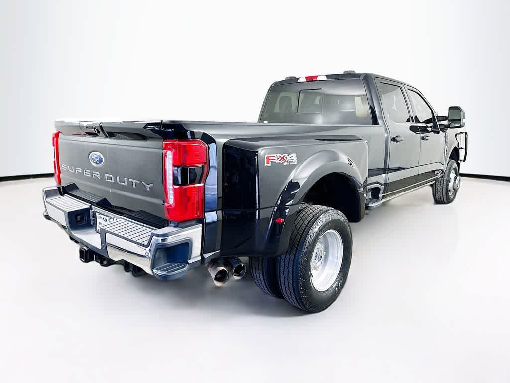 Thumbnail: 2023 Ford Econoline - 25