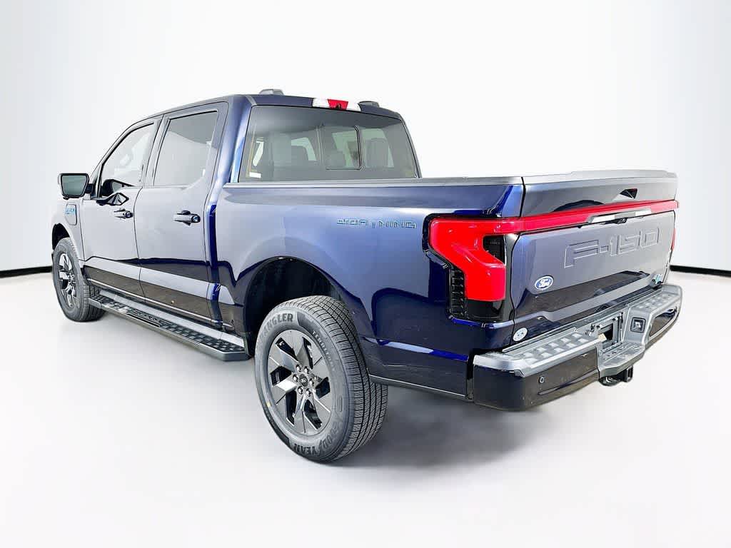 2025 Ford F-150 Lightning Lariat 4