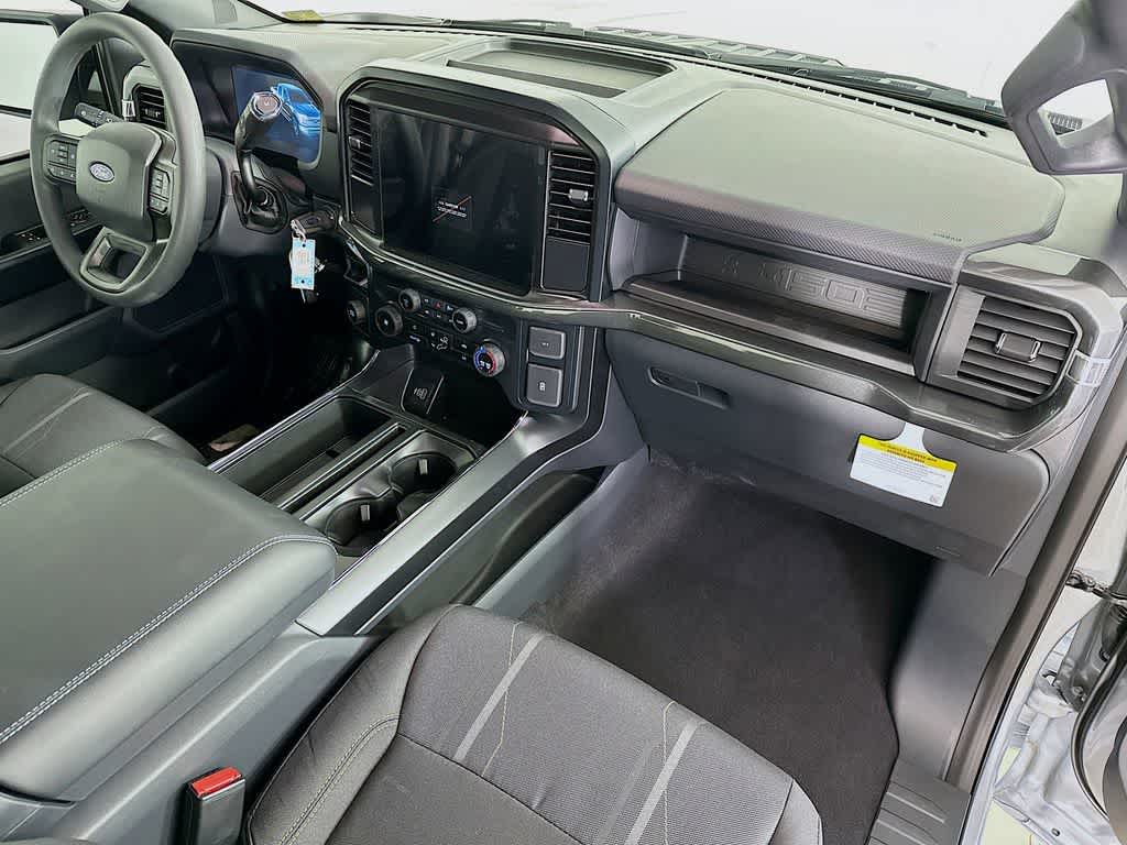 Thumbnail: 2025 Ford F-150 - 32