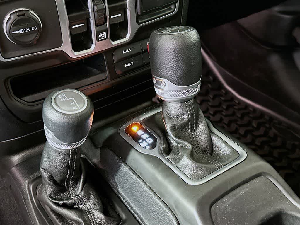 Thumbnail: 2018 Jeep Wrangler - 19