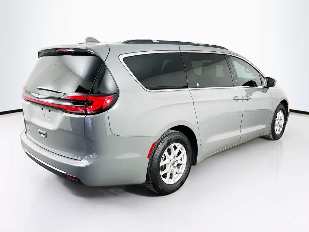 Thumbnail: 2022 Chrysler Pacifica - 23