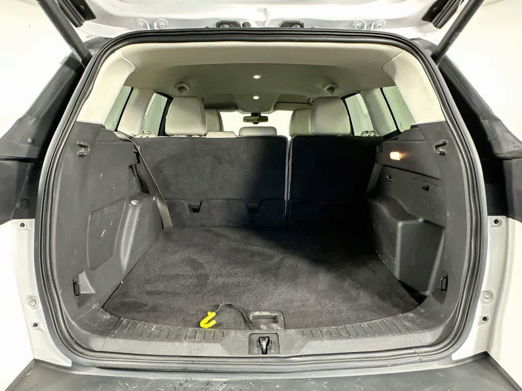 Thumbnail: 2014 Ford Escape - 21