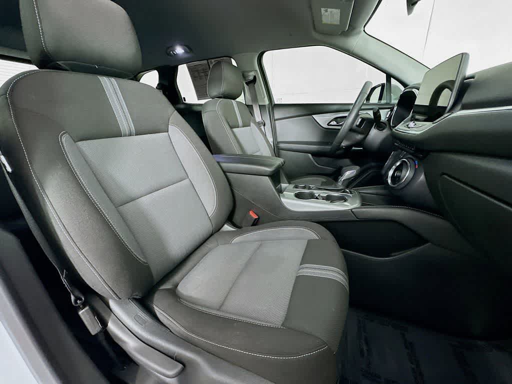 Thumbnail: 2023 Chevrolet Blazer - 15